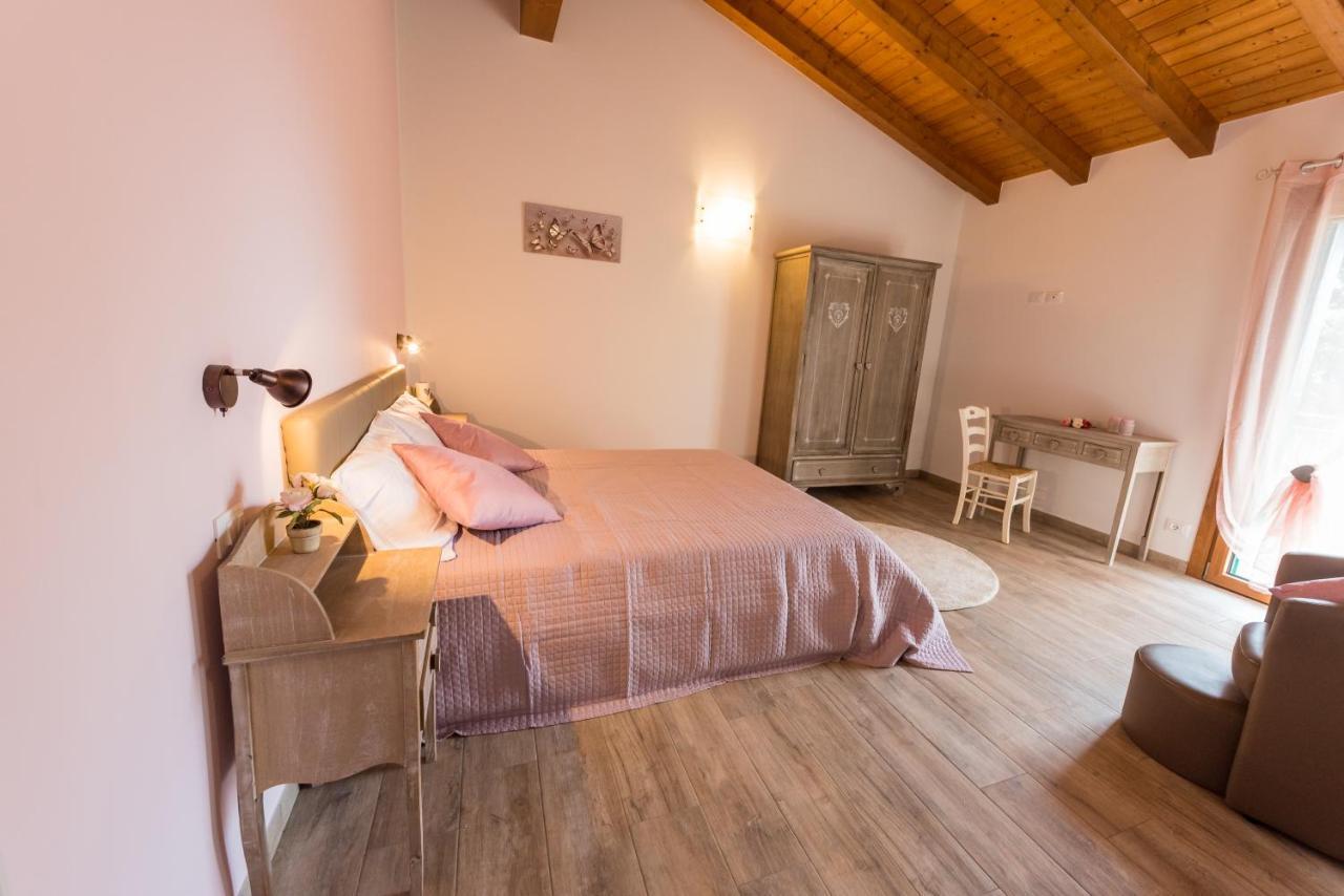 Sara&Sara Alloggio Agrituristico Savorgnano Екстер'єр фото
